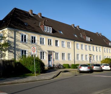 Erdgeschosswohnung mit Loggia und Tageslichtbad // EG links - Photo 1