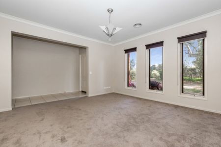 19 Kennewell Street, White Hills - Photo 5
