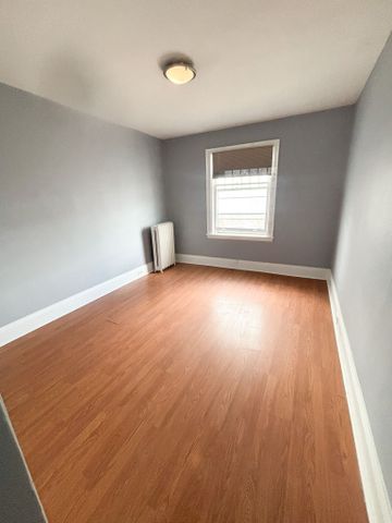 For Lease - 20 Roselawn Avenue Unit# 11, Toronto, Ontario - Photo 3