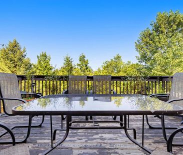 Detached Home For Lease | N9244586 - Photo 6