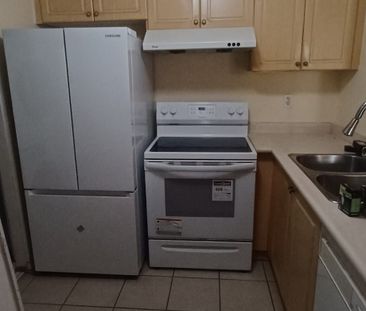 For Lease - 42 Pinery Trail Unit# 2, Toronto, Ontario - Photo 5