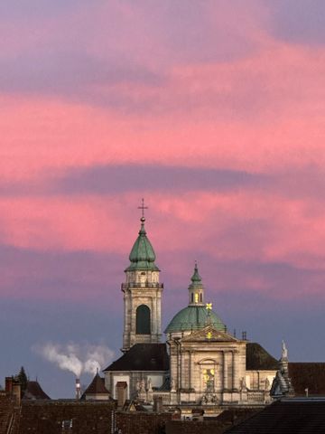 Grosszügige Galerie-Wohnung im Herzen von Solothurn sucht einen Nachmieter! - Photo 2
