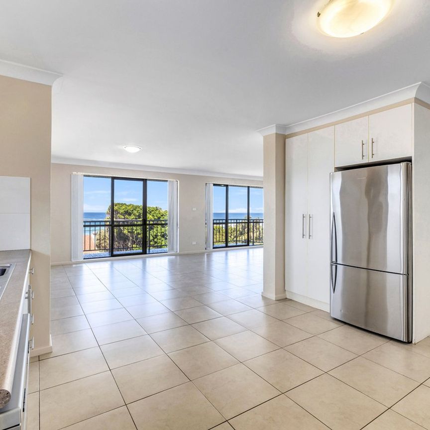 Stunning Coastal Living with Panoramic Ocean Views - Photo 1