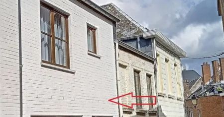 Aangenaam huis volledig gerenoveerd - Photo 5