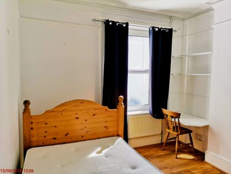 Bedroom 3 - Photo 3