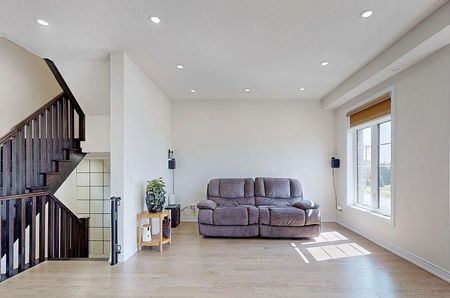 For Lease - 23 Icemaker Way Unit# (Bedroom), Whitby, Ontario - Photo 2