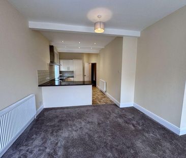 2 bedroom maisonette to rent - Photo 6