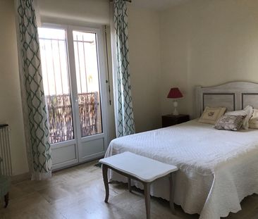 Quartier recherché du centre-ville, 3 pièces 72m² meublé, avenue de... - Photo 1