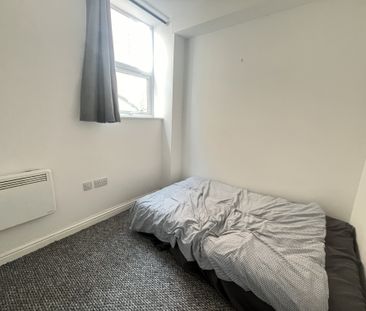 Queens Road, Great Yarmouth - Photo 1