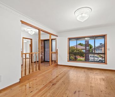 Large Family Home - Photo 4