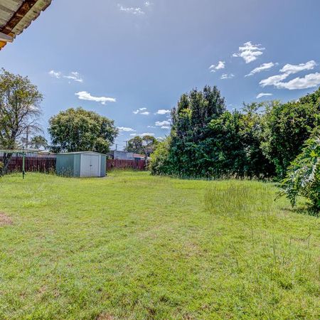 3 Bedroom Family Home! - Photo 5