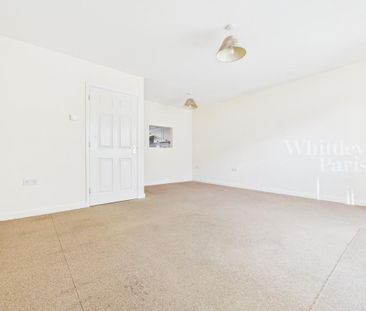 3 bedroom semi-detached house to rent - Photo 2