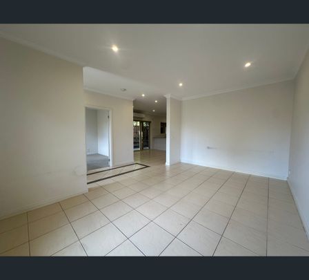 1/44 St Andrews Avenue, Rosanna, Vic 3084 - Photo 1