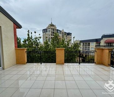 Light-Filled Luxury in Emerald Lakes Most Sought-After Building - Photo 2