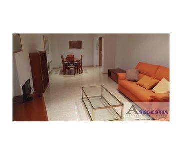 Piso de alquiler en Parque Ribalta - Plaza de Toros - Photo 2