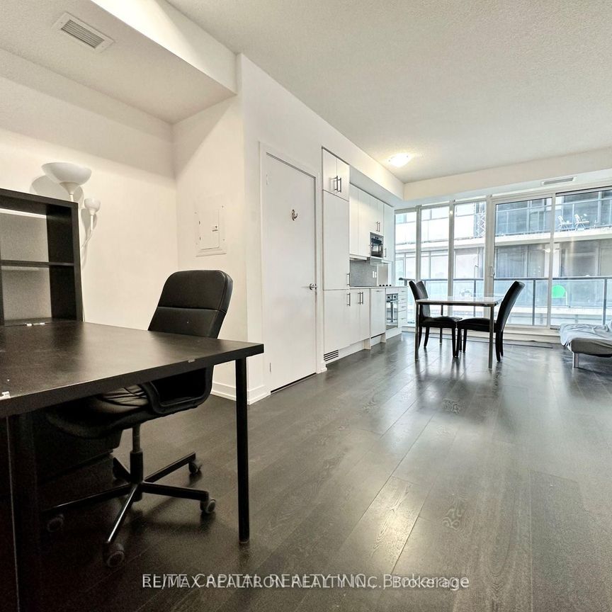 For Lease - 297 College Street Unit# 627, Toronto, Ontario - Photo 1