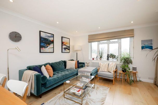 3 bedroom flat to rent - Photo 1