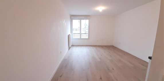 location Appartement T1 DE 28.2m² À ATHIS MONS - Photo 2