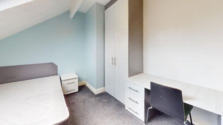 5 bedroom terraced house to rent - Photo 4