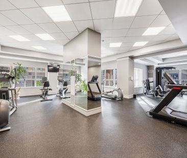 For Lease - 909 Bay Street Unit# 1805, Toronto, Ontario - Photo 1