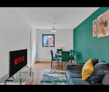 3 bedroom semi-detached house to rent - Photo 5