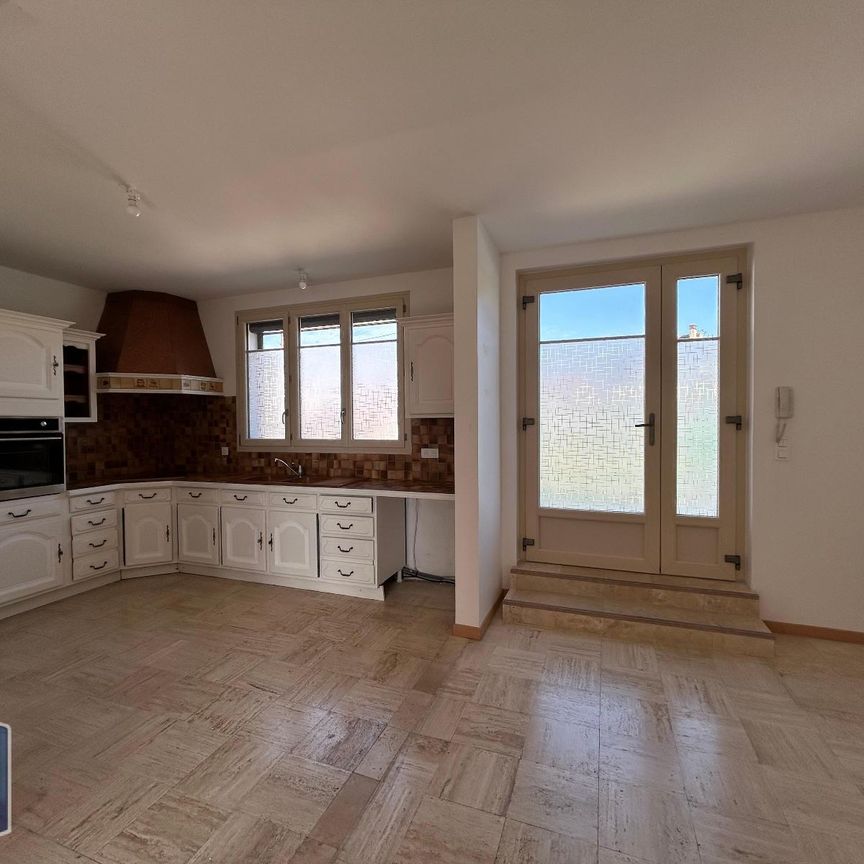 Location Appartement 3 pièces 67m² CHATEAU THIERRY 02400 - Photo 1