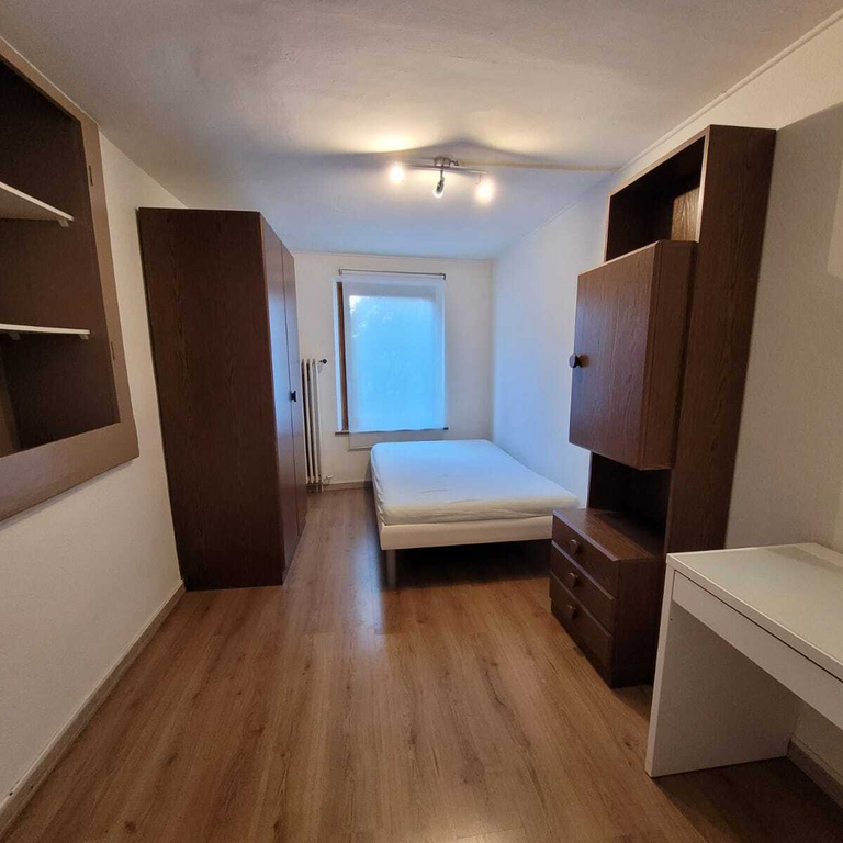 Studio au 1er étage - Photo 1