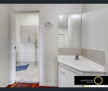 Extra Large Air Conditioned Bedroom | Rent includes Electricity, Wi... - Photo 5