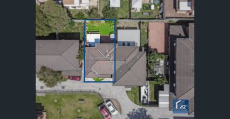 Townhouse - For Lease - Photo 2