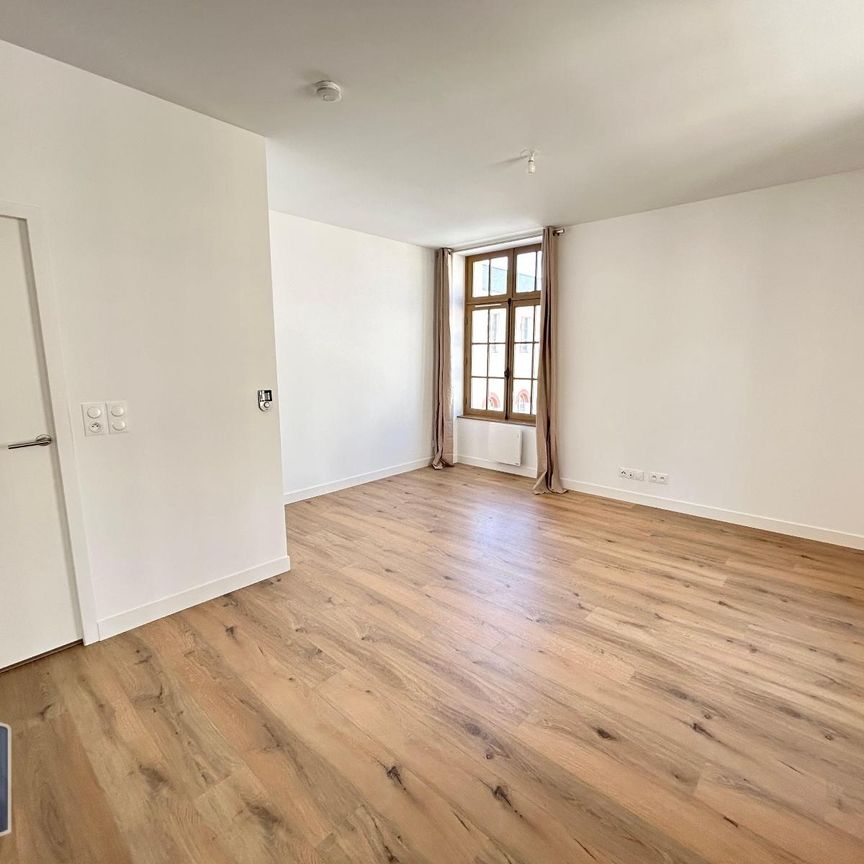 Location Appartement 3 pièces 77m² LE MANS 72000 - Photo 1