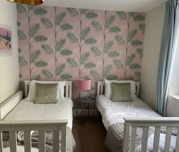 Little Western Street, Hove - Photo 1