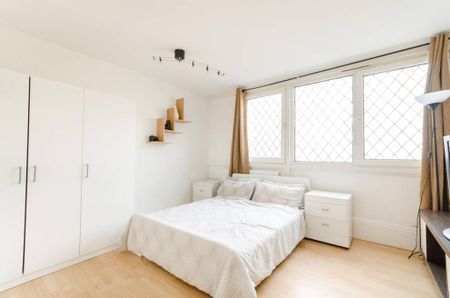 3 bedroom flat to rent - Photo 3