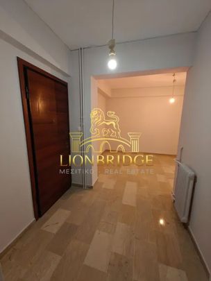 Ενοικίαση κατοικίας, 50 τ.μ., Βύρωνας, 650 € - Photo 1