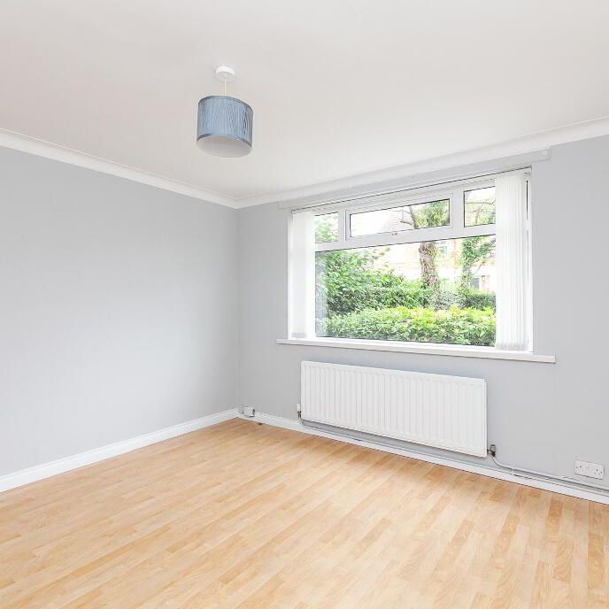 38 Erinvale Avenue, Belfast, BT10 0FN - Photo 1