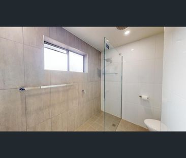 1/18 Selwyn Street, Merewether, NSW 2291 - Photo 2