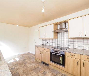 2 bedroom terraced house to rent - Photo 5