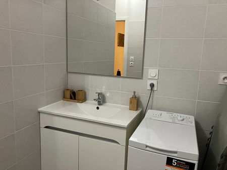 Location Appartement 2 pièces 44m² - Photo 5