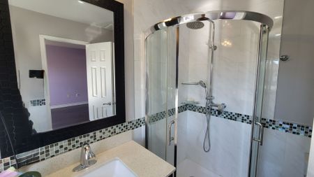 For Lease - 5794 Gant Crescent Unit# Upper Home, Mississauga, Ontario - Photo 3