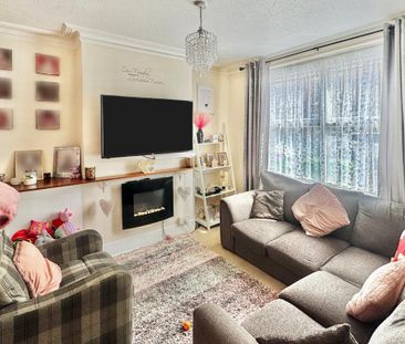4 bedroom house to rent - Photo 1