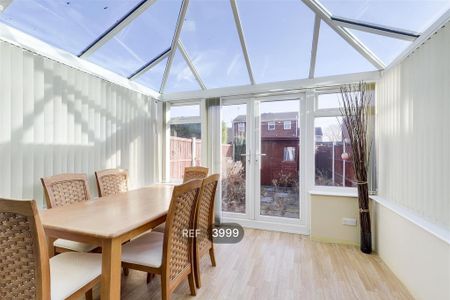 2 bedroom terraced house to rent - Photo 3