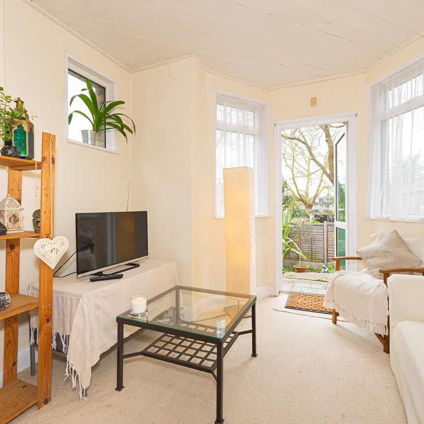 2 Bed Flat, Streatham Hill, SW2 - Photo 1
