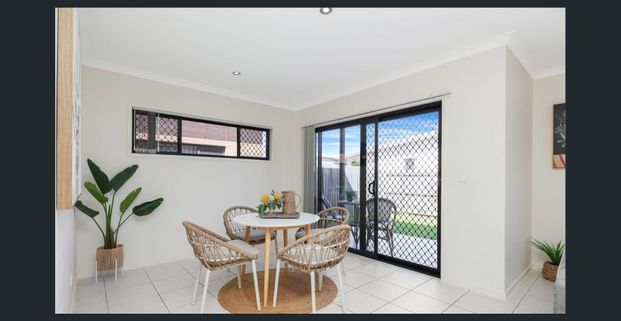 1/7 Samson Crescent, Yeppoon, Qld 4703 - Photo 1