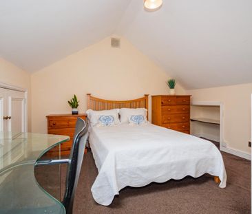 6 bedroom end of terrace house to rent - Photo 4