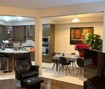 For Lease - 165 Wheat Boom Drive, Oakville, Ontario - Photo 1