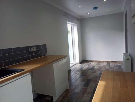 Trallwn Road, Llansamlet, Swansea, SA7 - Photo 4