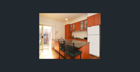 Low-Maintenance Living in a Prime Doncaster East Location - Photo 5