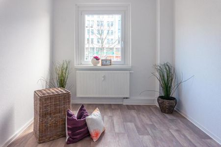 Am Stadtrand gelegene 3-Raum-Wohnung mit Balkon - Foto 2