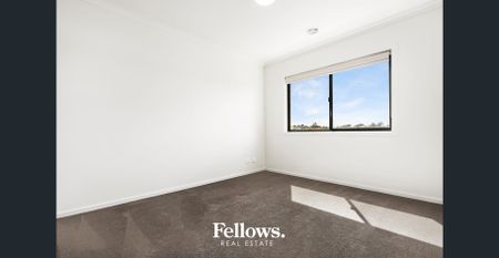 Modern low maintenance living at its finest. - Photo 3