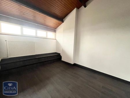 Appartement à louer 4 pièces 106.92m² - Photo 2