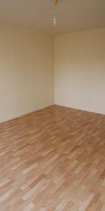 Location Appartement 2 pièces 46m² CAMBRAI 59400 - Photo 3